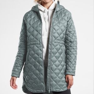 ISO Athleta Whisper Featherless Parka - Metropolis Grey